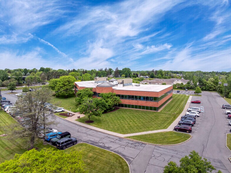More Photos Of 251 Salina Meadows Pky, Syracuse Office For Sale