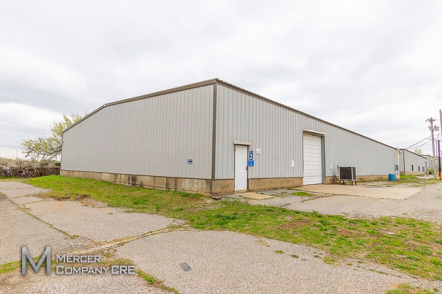 More Photos Of 340 S Eckroat St, Oklahoma City Unknown For Lease