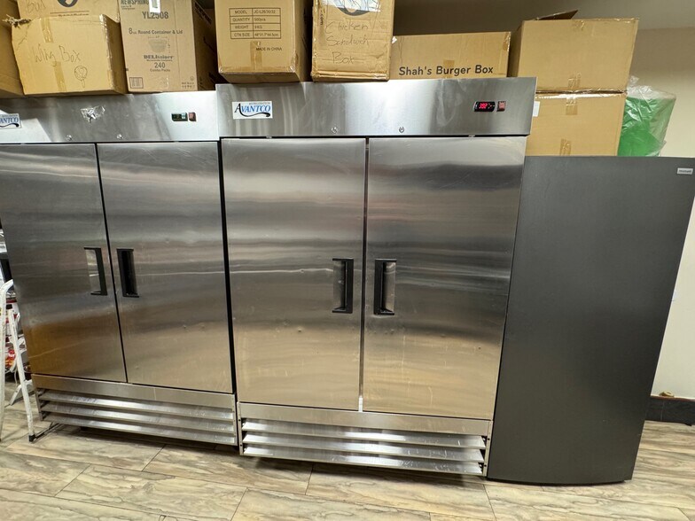 More Photos Of 39-21 Bell Blvd, Bayside Storefront Retail Office For Lease