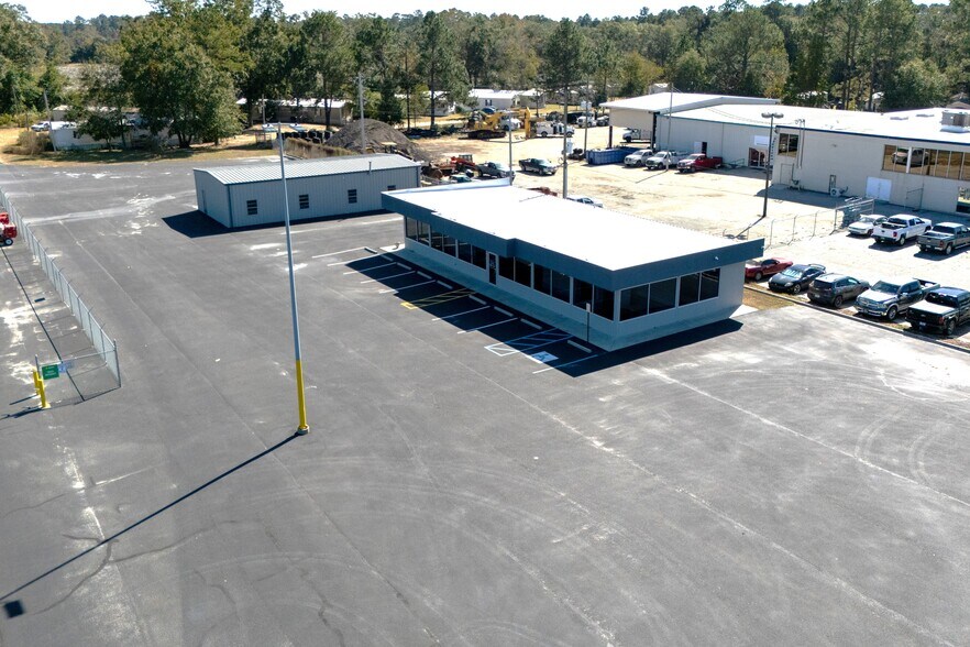 More Photos Of 12130 Us Highway 301 S, Statesboro Freestanding For Lease