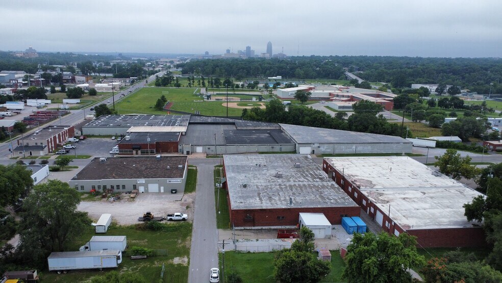 More Photos Of 219 New York Ave, Des Moines Distribution For Sale