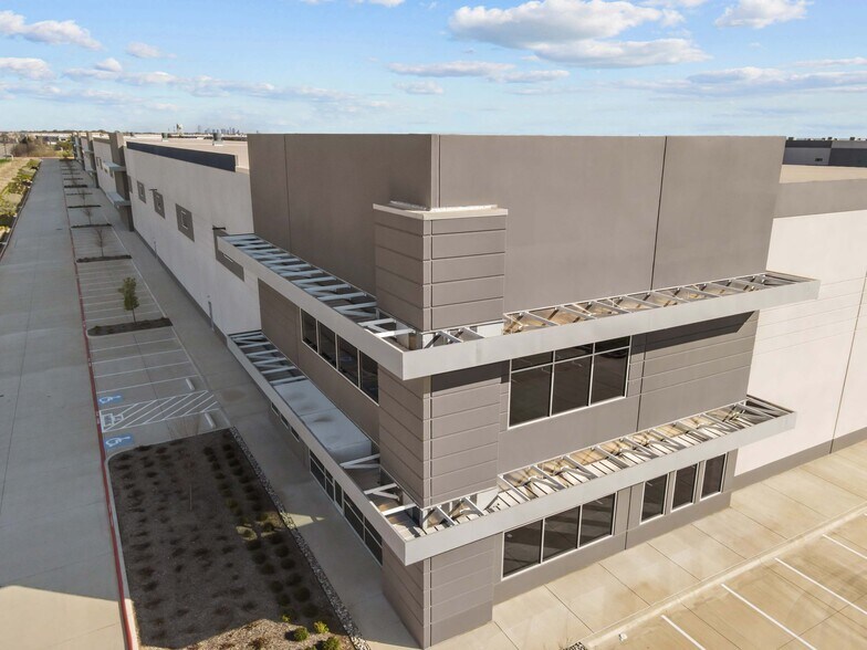 More Photos Of 3500 N Dallas Ave, Lancaster Industrial For Sale