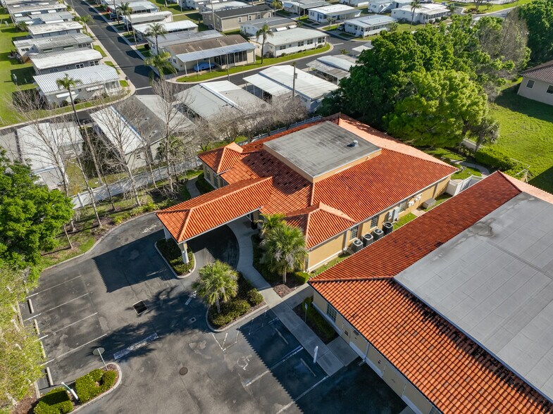 More Photos Of 1900 E Bay Dr, Largo Medical For Sale