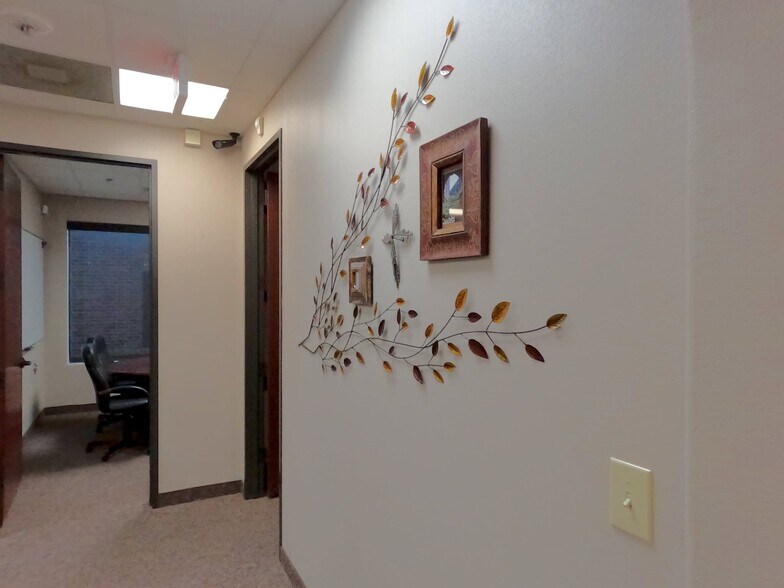 More Photos Of 6570 Naaman Forest Blvd, Garland Medical For Sale