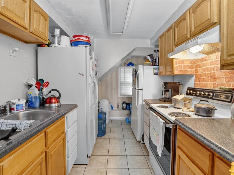 More Photos Of 219 Magnolia Ave, Daytona Beach Storefront Retail Residential For Sale