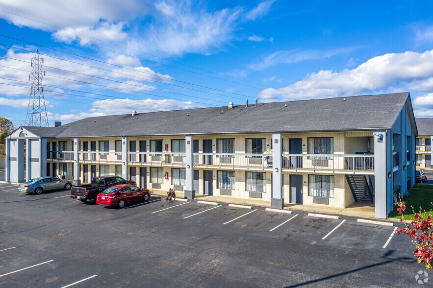 More Photos Of 875 Riverview Rd, Rock Hill Hotel For Sale