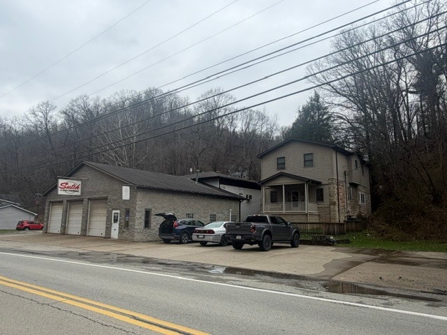 Primary Photo Of 306 Maple Creek Rd, Charleroi Auto Repair For Sale
