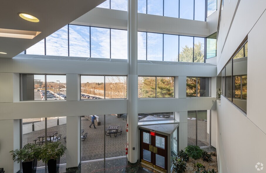 More Photos Of 492 Old Connecticut Path, Framingham Office For Sale