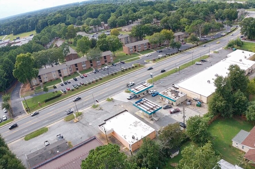 More Photos Of 5320 Riverdale Rd, Atlanta Freestanding For Lease