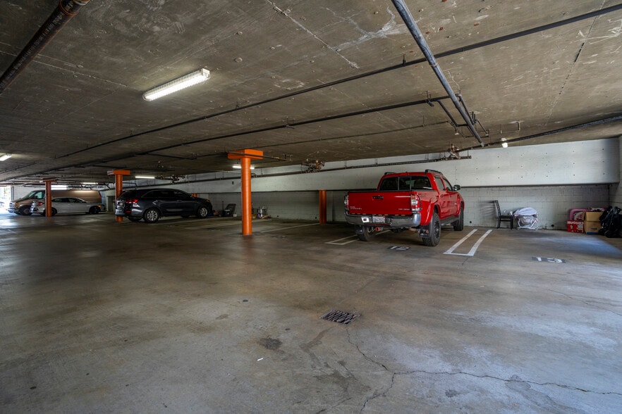 More Photos Of 117 S Avenue 64, Los Angeles Apartments For Sale
