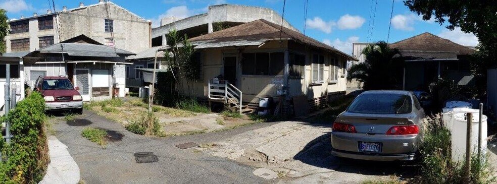Primary Photo Of 916 Eu Ln, Honolulu Land For Sale