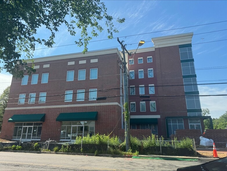 More Photos Of 51 Fort Evans Rd NE, Leesburg General Retail For Lease