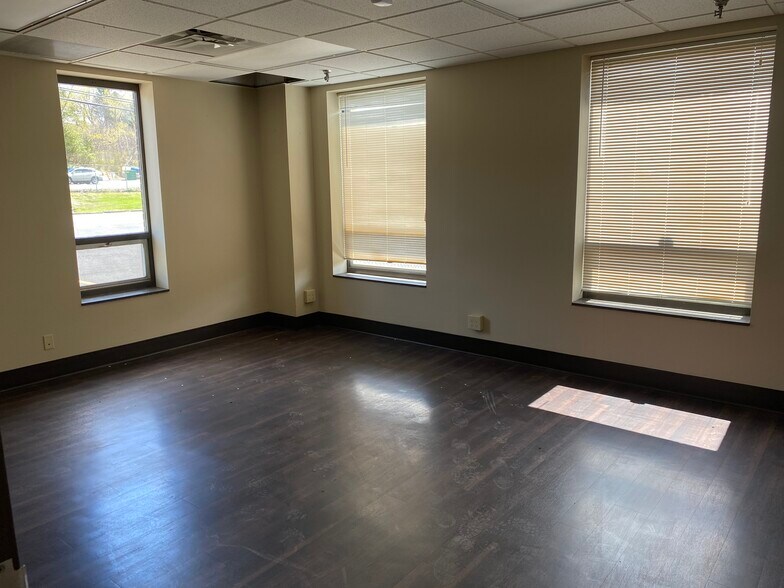 More Photos Of 466 E Brighton Ave, Syracuse Distribution For Sale