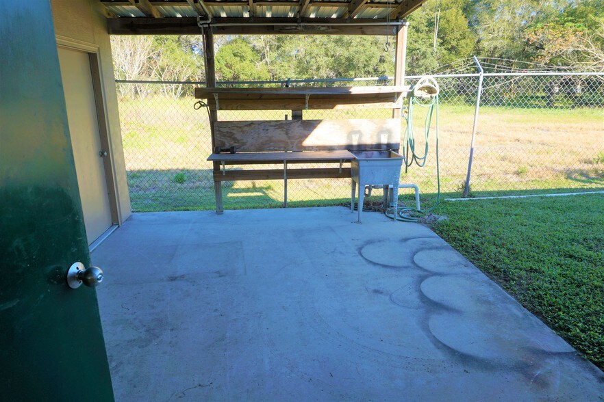 More Photos Of 6520 Fort King Rd, Zephyrhills Storefront Retail Office For Lease