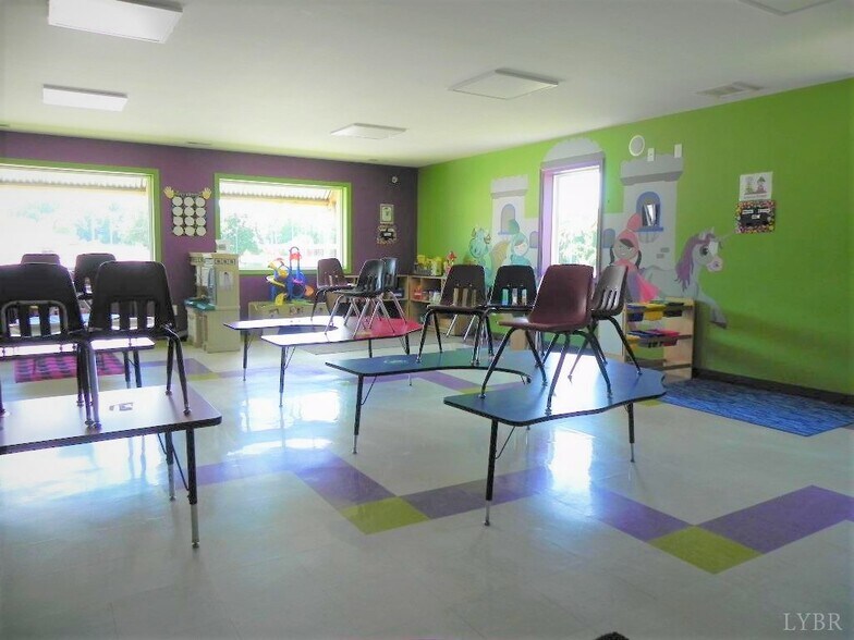 More Photos Of 249 Laxton Rd, Lynchburg Daycare Center For Sale