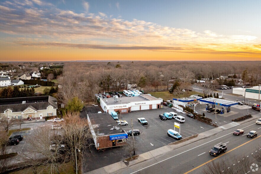 More Photos Of 594 RT 25A, Mount Sinai General Retail For Lease