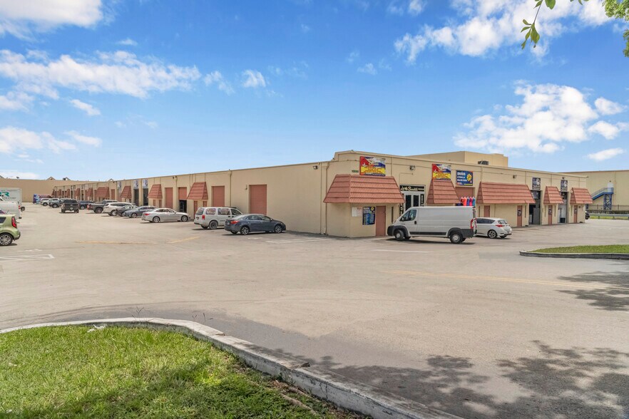 More Photos Of 10890 SW 186th St, Miami Warehouse For Lease