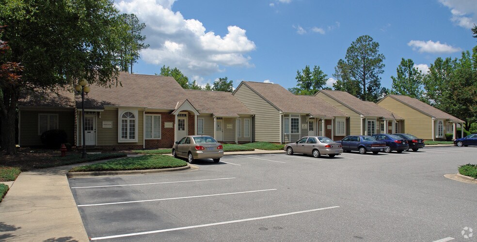 More Photos Of 660-680 N Spence Ave, Goldsboro Office For Lease