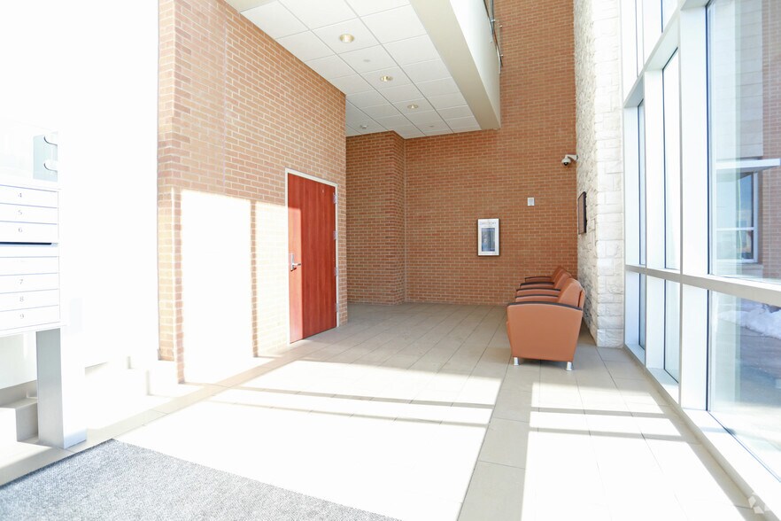 More Photos Of 11900 Grant St, Denver Medical For Lease