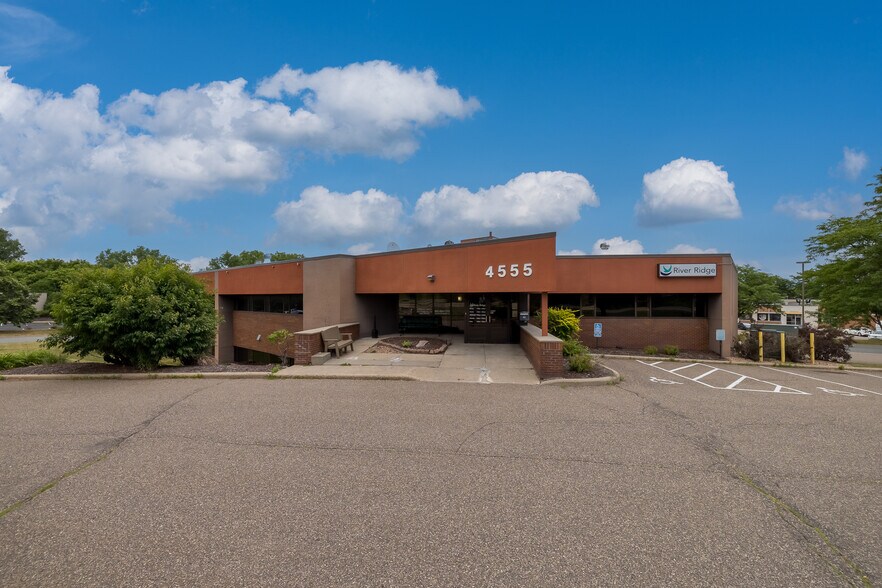 More Photos Of 4555 Erin Dr, Eagan Office For Sale