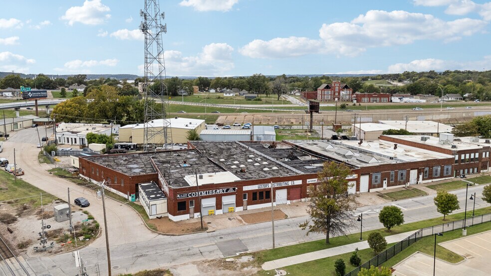 More Photos Of 10-28 N Guthrie Ave, Tulsa Manufacturing For Sale