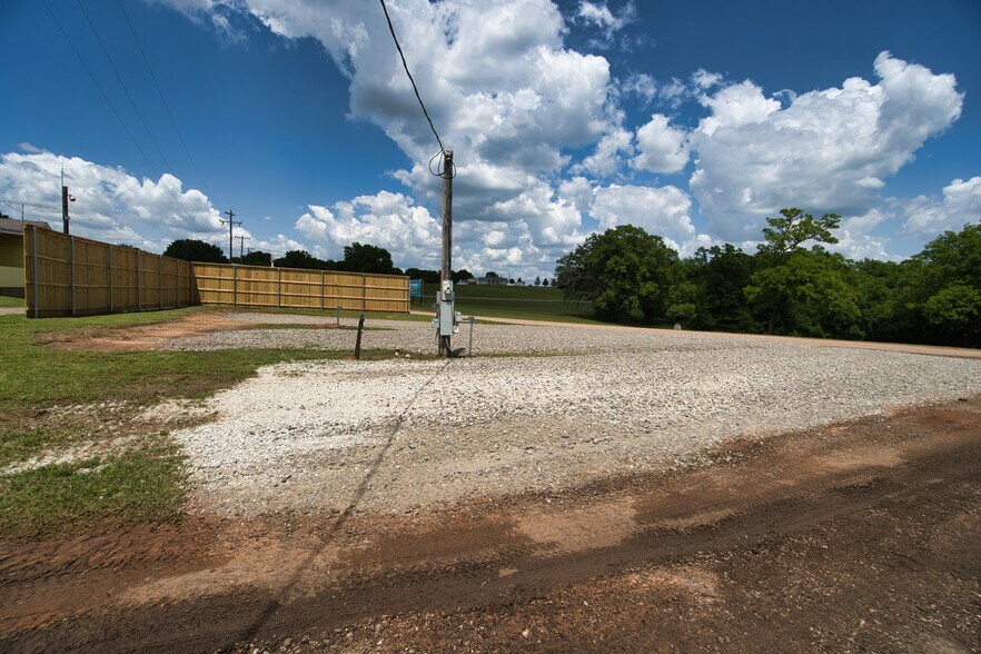More Photos Of 347203 US Route 66 Hwy, Chandler Trailer Camper Park For Sale
