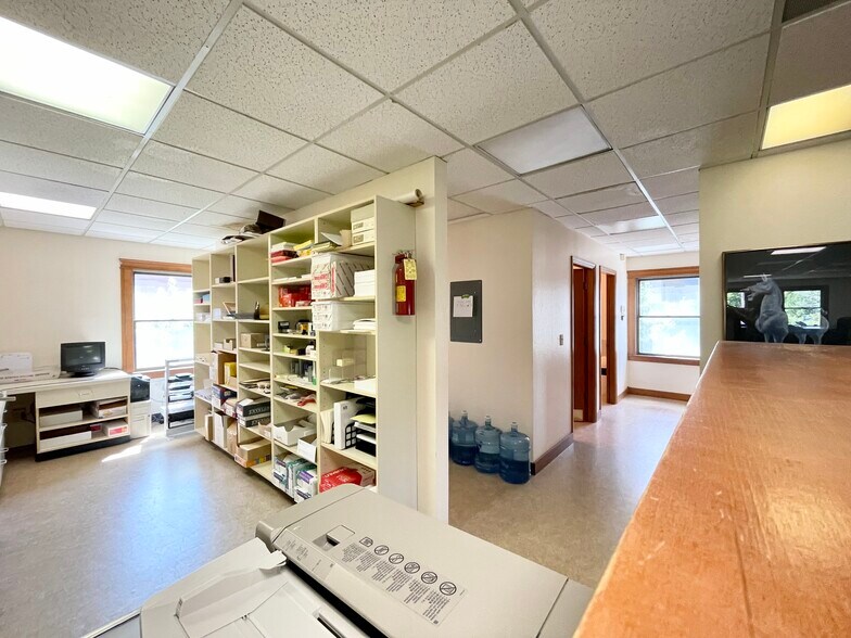 More Photos Of 18660 Sw Boones Ferry Rd, Tualatin Office For Lease