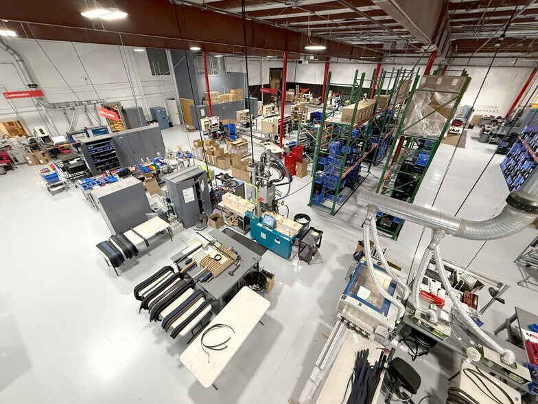 More Photos Of 7037 S High Tech Dr, Midvale Manufacturing For Sale