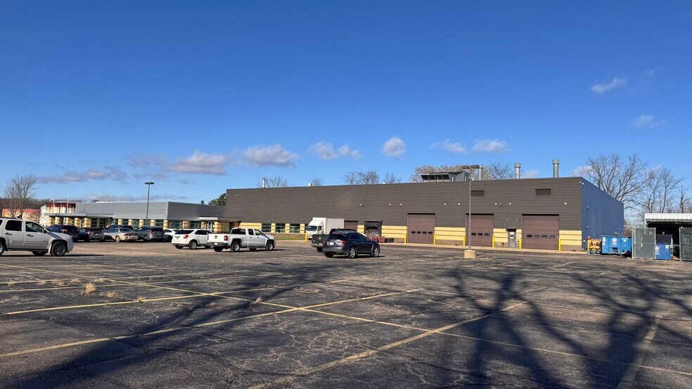 More Photos Of 1507 S Kalamazoo Ave, Marshall Manufacturing For Sale