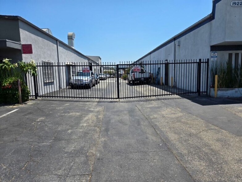 More Photos Of 1924 Cogswell Rd, South El Monte Auto Repair For Sale