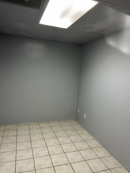 More Photos Of 922 S Atlantic Blvd, East Los Angeles Office For Sale
