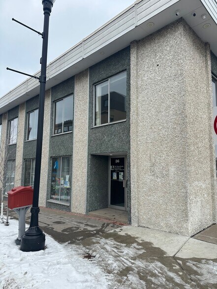 More Photos Of 36 Pine St, Lockport Office For Lease