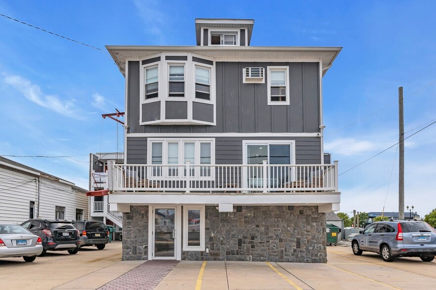 More Photos Of 61 Sumner Ave, Seaside Heights Hotel For Sale