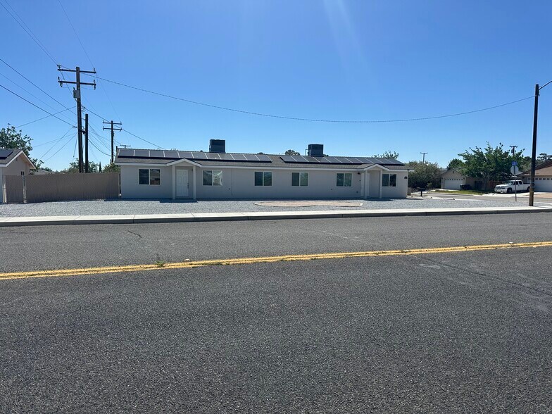 Primary Photo Of 1621 Porter St, Ridgecrest Manufactured Housing Mobile Home Park For Sale