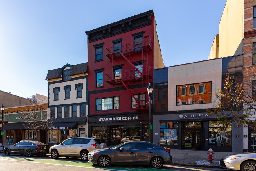 More Photos Of 312 Washington St, Hoboken Storefront For Sale