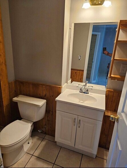 More Photos Of 10535 Highway 53 W, Talking Rock Service For Sale