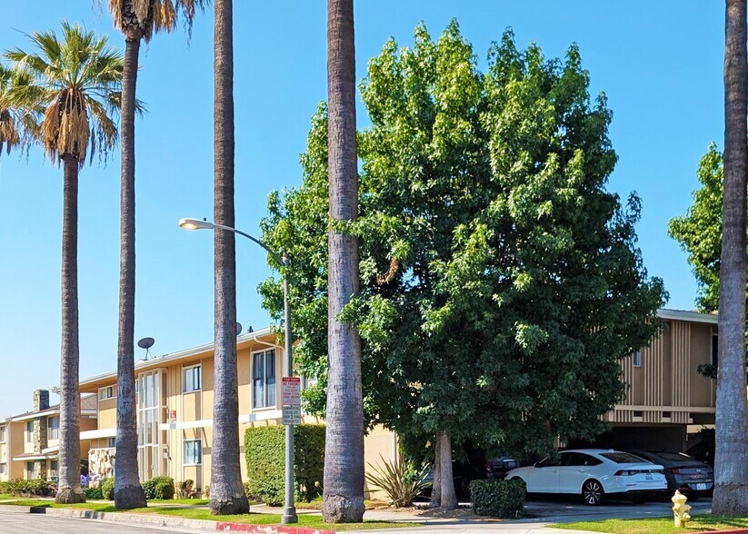 More Photos Of 505 N Stoneman Ave, Alhambra Apartments For Sale