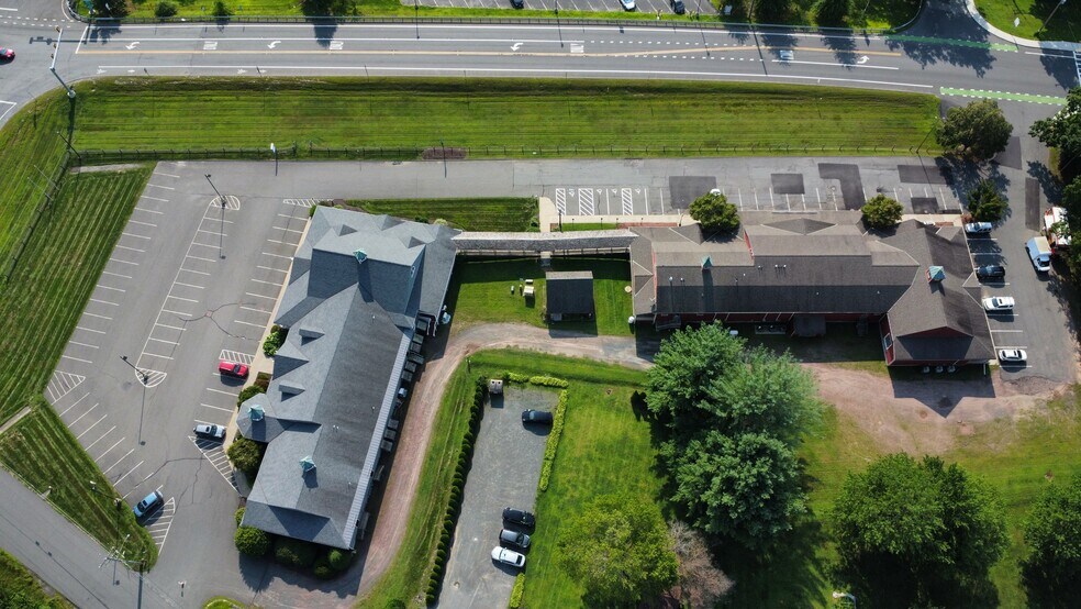 More Photos Of 424 State Rd, South Deerfield General Retail For Sale