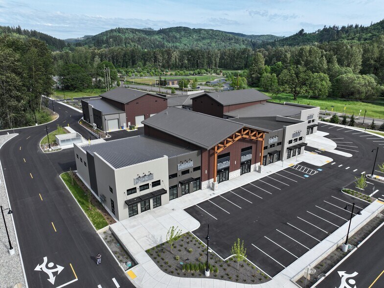 More Photos Of 240 Kalama River Rd, Kalama Light Manufacturing For Lease