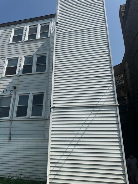 More Photos Of 7530 S Phillips Ave, Chicago Apartments For Sale