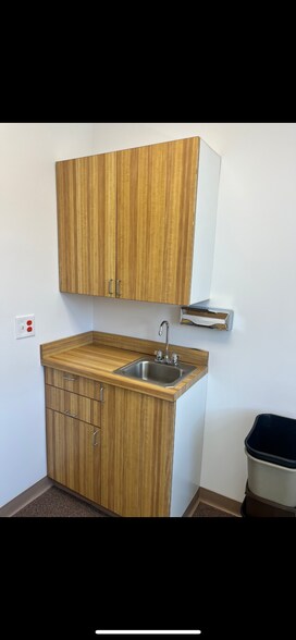 More Photos Of 70 Park St, Montclair Medical For Lease