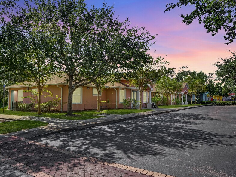 More Photos Of 733 S Goldenrod Rd, Orlando Medical For Lease