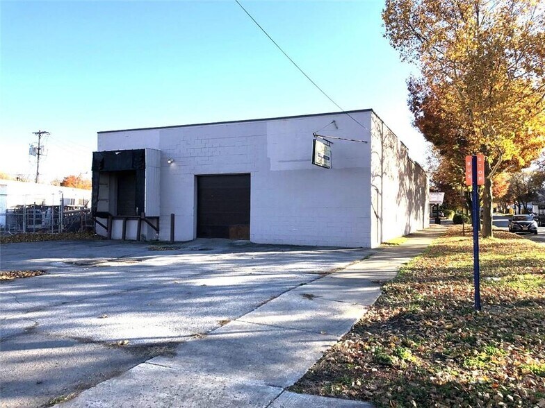 Primary Photo Of 631 West Ave, Rochester Warehouse For Sale