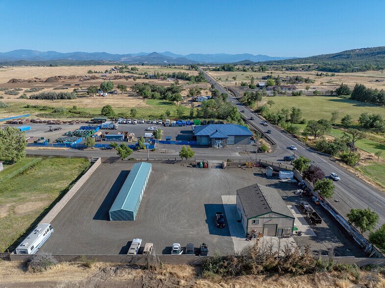 More Photos Of 21 Ball Rd, Eagle Point Warehouse For Sale