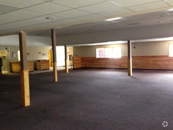 More Photos Of 351 Whitney Rd, Spartanburg Restaurant For Lease