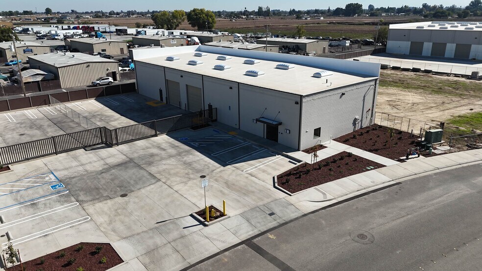 Primary Photo Of 1800 Olympic Dr, Turlock Service For Lease