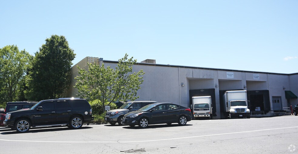 More Photos Of 1180 Seminole Trl, Charlottesville Warehouse For Lease