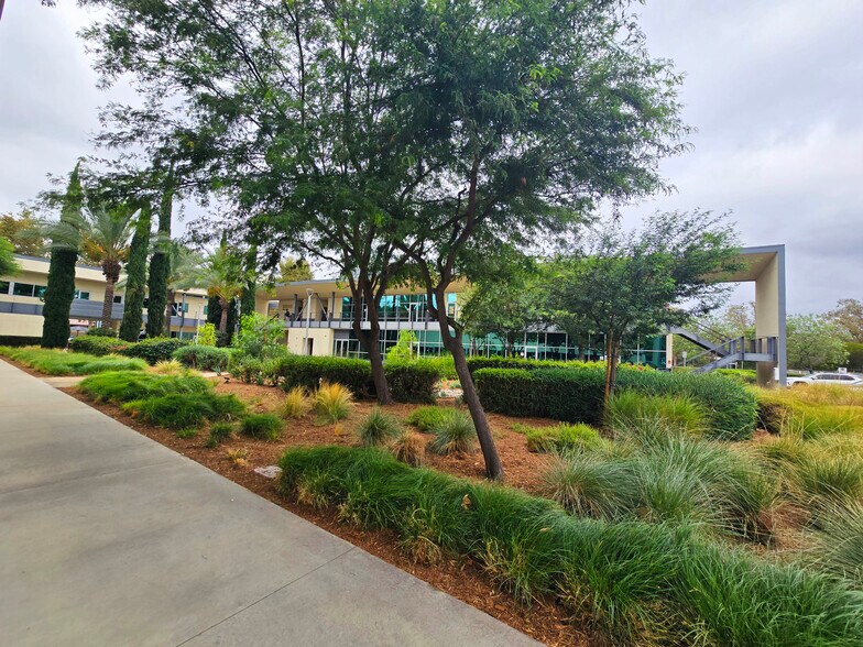 More Photos Of 3670 W Temple Ave, Pomona Office For Lease