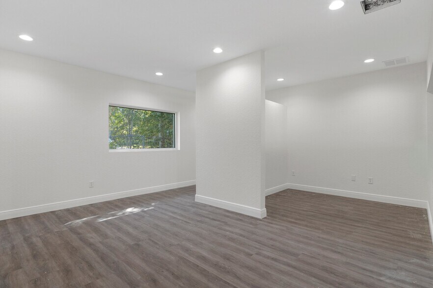 More Photos Of 2519 Highway 44 W, Inverness Office For Sale