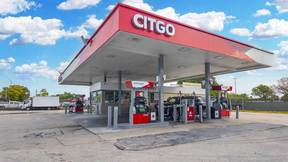 Primary Photo Of 3695 NW 167th St, Opa-locka Service Station For Sale